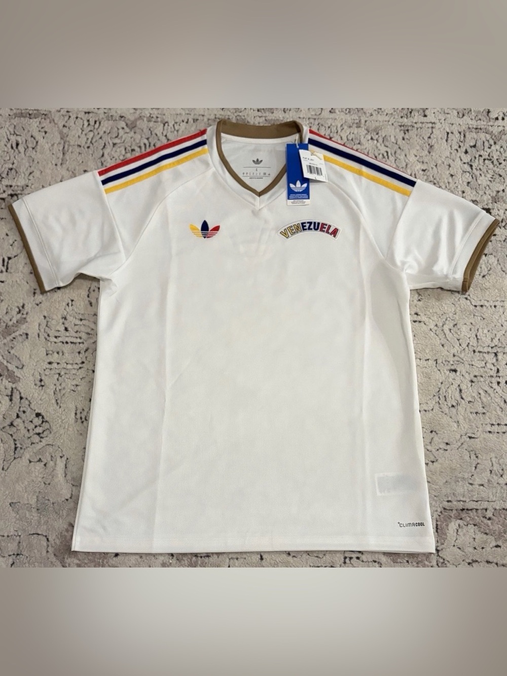 Adidas Authentic Venezuela National Team White 2026 Jersey JY5076 Men’s Sz: L - Picture 1 of 8